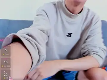 Stripchat Adult Webcam of Cum_hunters