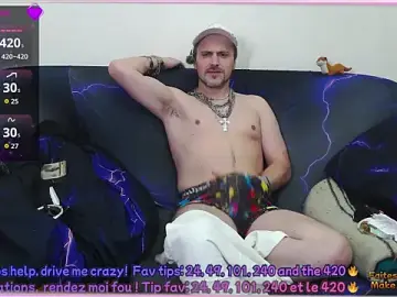 Stripchat Best Webcam of SwatRocShy