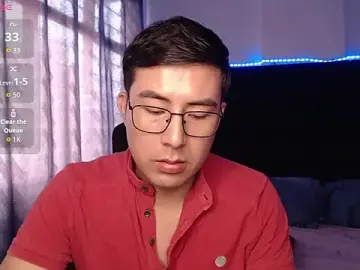 Stripchat Live Porn of andrewmhilton_