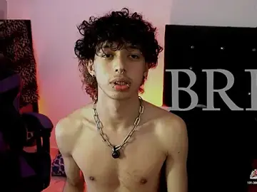Stripchat Watch Live Sex Cams of Otter_Moon