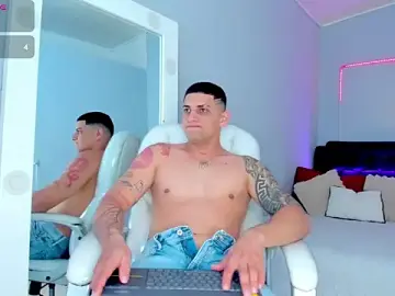Stripchat Sex Chat of Alex_cute77