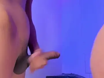Stripchat Adult Webcam of _FuckingYoungs_