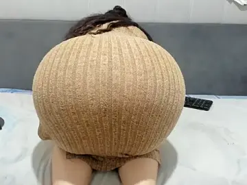 Stripchat Live Sex Cam of BrendaWildd