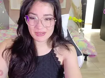 Stripchat Sex Cam of Eliih_01