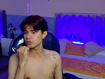 Stripchat Best Webcam of Derek_Sinn