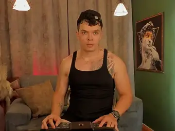 Stripchat Nude Webcam of Jake_Tylerr_