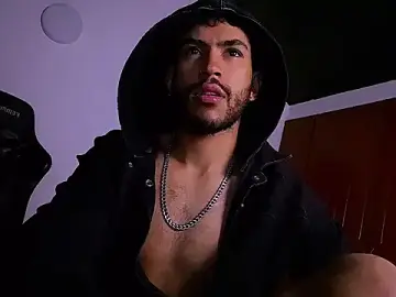 Stripchat Free Porn Cam of Lucius_Noal