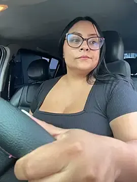 Stripchat Live Sex Cam of Angie_e