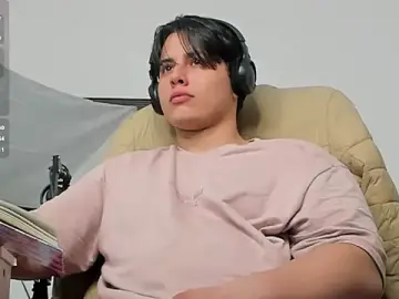 Stripchat Free Porn Cam of Thom_Ohtani