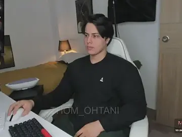 Stripchat Live Sex Cam of Thom_Ohtani