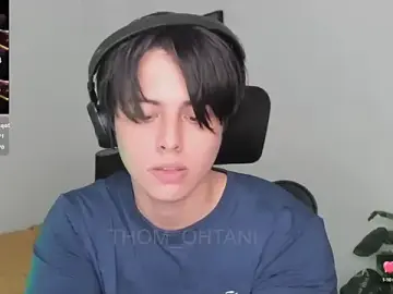 Stripchat Nude Webcam of Thom_Ohtani