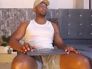 Stripchat Best Webcam of IsiahMaxwell