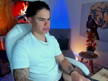 Stripchat Live Sex Cam of Matias_Murrier