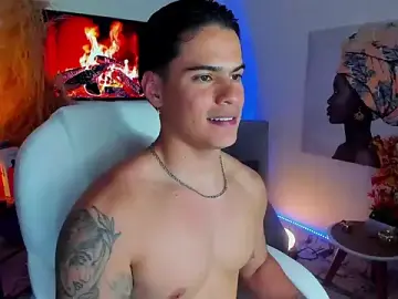 Stripchat Adult Video Chat of Matias_Murrier