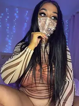 Stripchat Free Live Porn of kamila_french