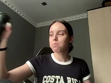Stripchat Free Porn Cam of illiebilish