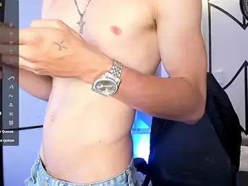 Stripchat Free Porn Cam of marcuscollins1_