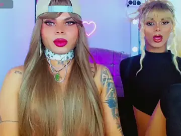 Stripchat Free Live Porn of AdanKinng