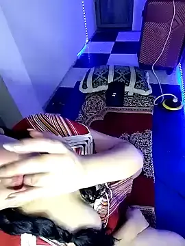 Stripchat Live Sex Cam of HoT_LiiiNa