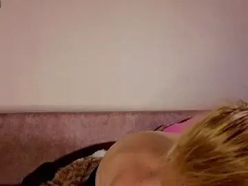 Stripchat Nude Webcam of Crayzy_Luv