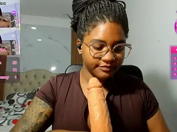 Stripchat Sex Chat of ZahraRose