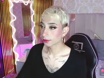 Stripchat Best live sex cam show of CYRUS_TAY