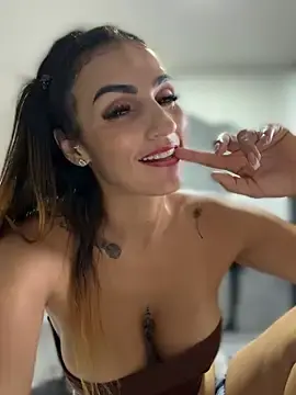 Stripchat Live Sex Cam of Samantha_bigboobs