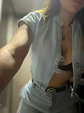 Stripchat Watch Live Sex Cams of Samantha_bigboobs