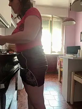 Stripchat Live Sex Cam of Sunbelxx