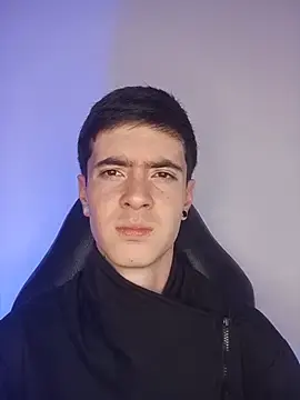 Stripchat Live Porn of Lilkino_muller