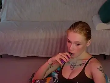 Stripchat Live Sex Cam of two_gerls_here