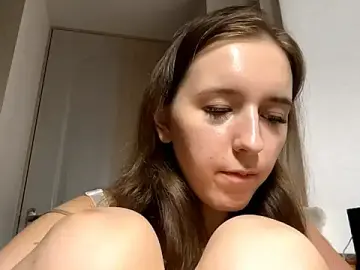 Stripchat Sex Cam of Mia_labs