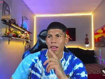 Stripchat Sex Cam of Damian_latinxxx