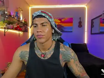 Stripchat Adult Webcam of Damian_latinxxx