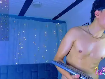 Stripchat Live Sex Cam of Dantekent