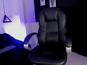 Stripchat Sex Cam of im_ralff