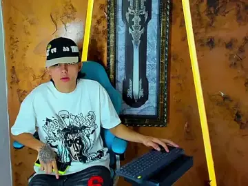 Stripchat Live Porn of monky_0002