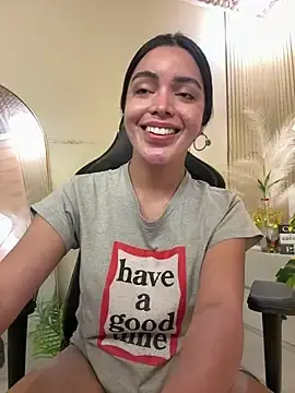 Stripchat Free Porn Cam of TS-SimplyTheBest