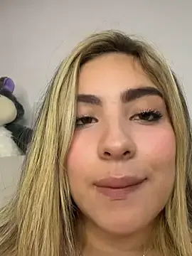 Stripchat Best Webcam of Cloee_Rainbow1