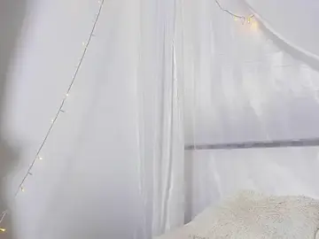 Stripchat Live Sex Cam of elle_harper