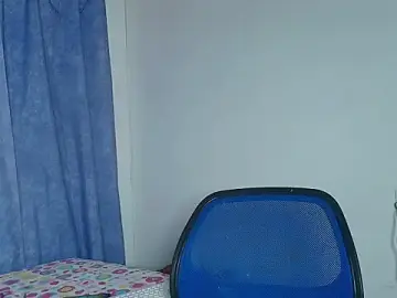 Stripchat Free Porn Cam of camilawm19