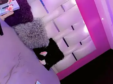 Stripchat Free Porn Cam of Jadee_Ariell