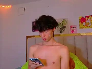 Stripchat Adult Webcam of Juanmres