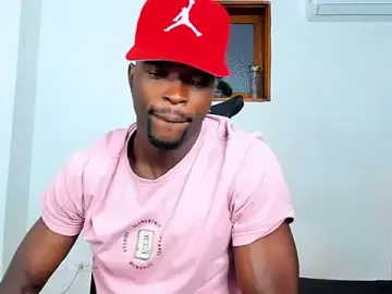 Stripchat Watch Live Sex Cams of Dylan_Taylor