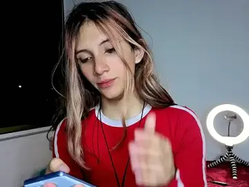 Stripchat Watch Live Sex Cams of Feniix__