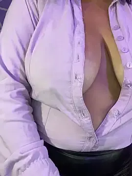 Stripchat Best Webcam of MiiaaJoness