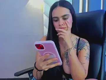 Stripchat Watch Live Sex Cams of ChloeHarper_