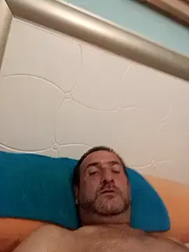 Stripchat Sex Cam of DanTrov79