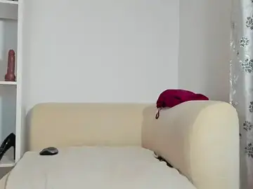 Stripchat Live Sex Cam of anisialuna_
