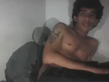 Stripchat Free Porn Cam of SirMocha22